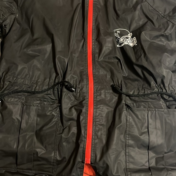 NFL large Falcons raincoat with warm fleece like material on the inside. - Picture 5 of 8
